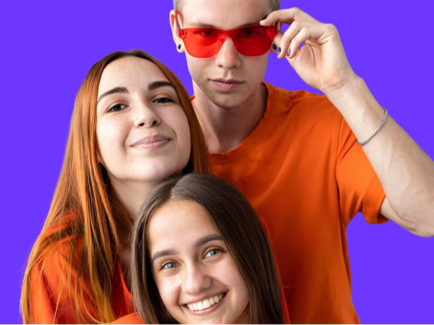 trojka-przyjaciol-okulary-jpg